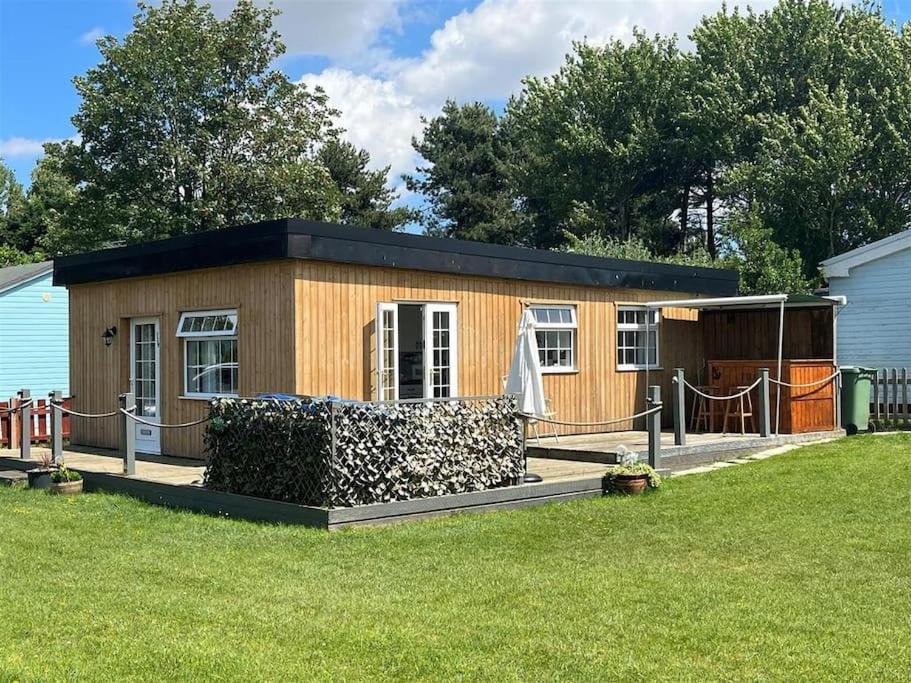 The Chalet By Hip Haus Humberston 외부 사진